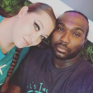 Meet your Posher, Carley